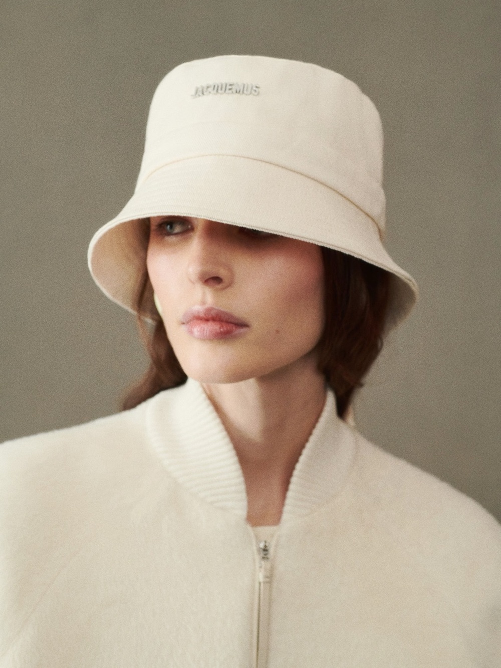 Jacquemus Off-White Bucket Hat with Subtle Logo